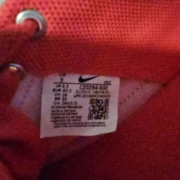 Nike Women's Bright Red and White Sneakers - Picture 6 of 6